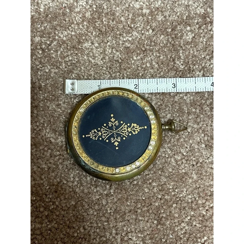 Zell Fifth Avenue Compact Powder Vintage Brass Push Button Filigree Design